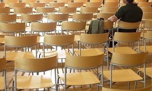 Rekord få studenter læser videre med det samme